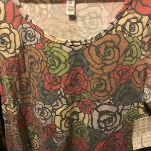 New LuLaRoe Large Classic T
